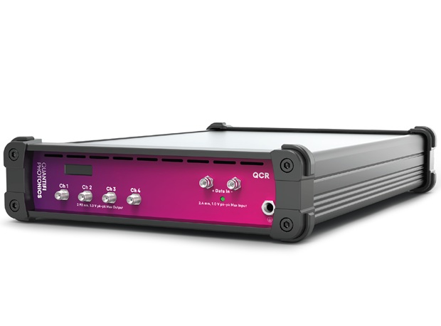 QCR 1002電時(shí)鐘數(shù)據(jù)恢復(fù)儀